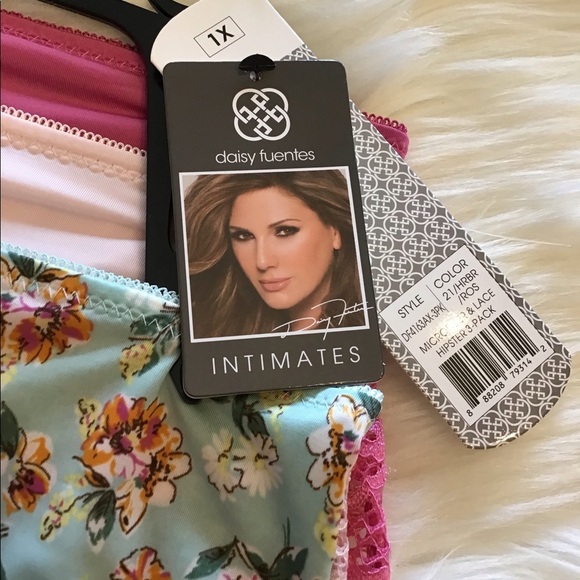 Daisy Fuentes Intimates 3 Pack Microfiber Perfect Fit Hipster Panties - Picture 8 of 11